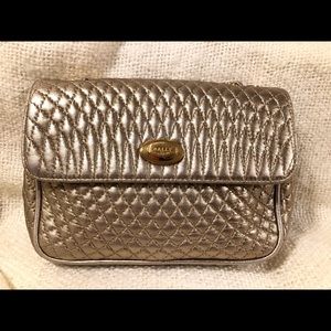 Bally vintage quilted lambskin leather bag cross body gold chain. Made in Italy.